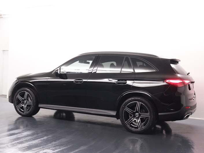 Vehicle image MERCEDES-BENZ GLC 200