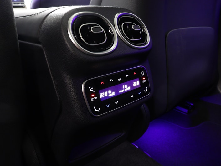 Vehicle image MERCEDES-BENZ GLC 200