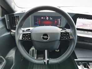 Fahrzeugbild OPEL Astra 1.6 T PHEV 180 Swiss Premium