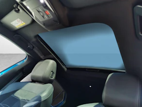 https://vehicle.imgix.net/3914652/fd7cb596-2857-4284-bb1c-1dc29d8bf000.jpg
