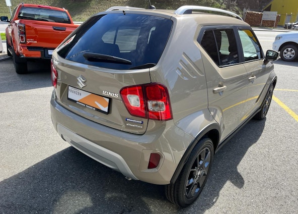 Vehicle image 4 Vehicle image 4