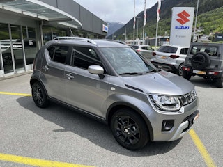 Vehicle image SUZUKI IGNIS 0 Vehicle image SUZUKI IGNIS 0