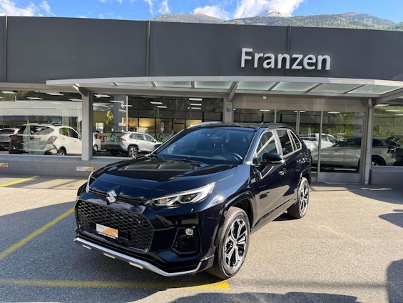 First vehicle image