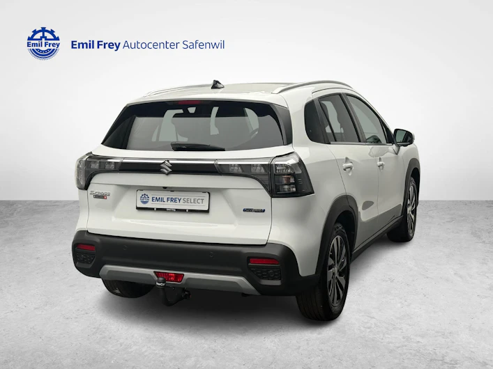 Fahrzeugbild SUZUKI S-CROSS