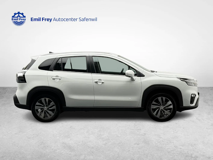 Fahrzeugbild SUZUKI S-CROSS