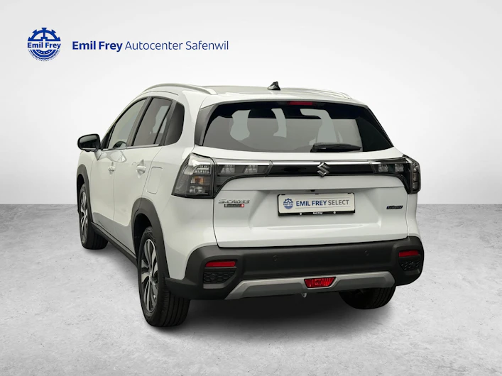 Fahrzeugbild SUZUKI S-CROSS