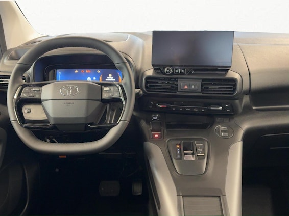 Vehicle image 11 Vehicle image 11