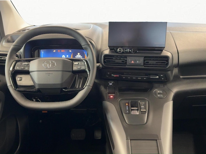 Vehicle image TOYOTA PROACE CITY VERSO