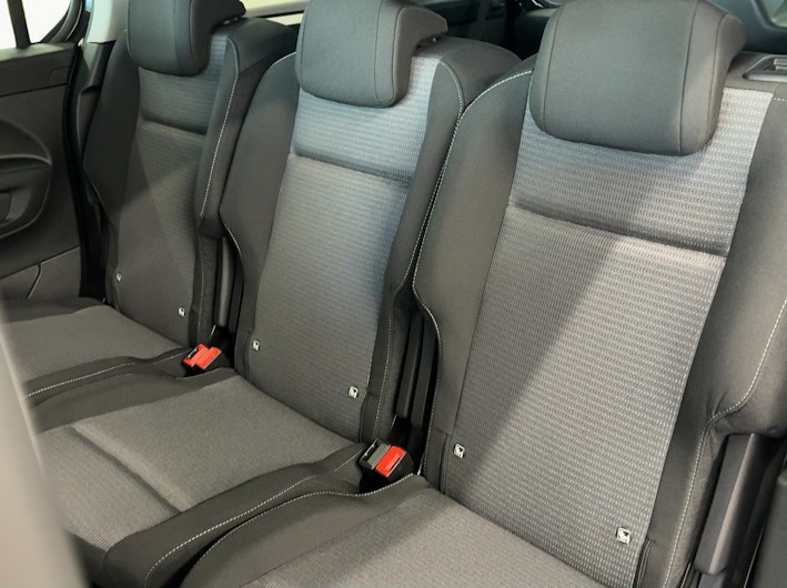 Vehicle image TOYOTA PROACE CITY VERSO