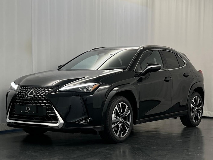 Vehicle image LEXUS UX