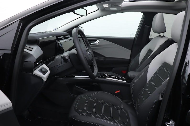 Vehicle image FORD PUMA