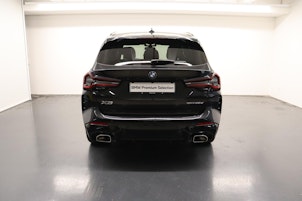 Vehicle image BMW X3 20d xDrive paddles