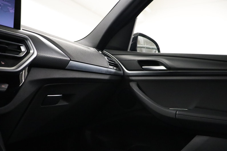 Vehicle image BMW X3