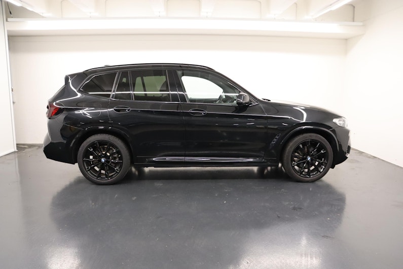 Vehicle image BMW X3