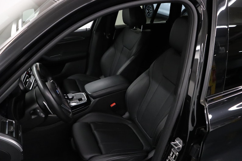 Vehicle image BMW X3