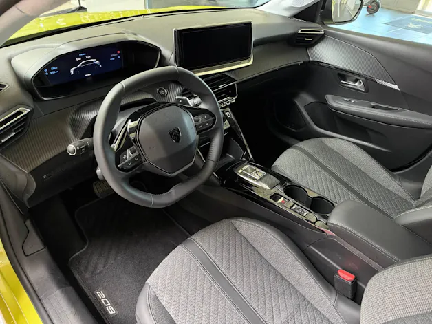Peugeot 208 1.2 PureTech 100 Allure
