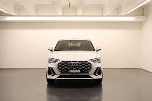 Vehicle image AUDI Q3 Sportback 1.5 35 TFSI S line S-Tronic