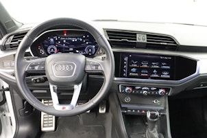 Vehicle image AUDI Q3 Sportback 1.5 35 TFSI S line S-Tronic