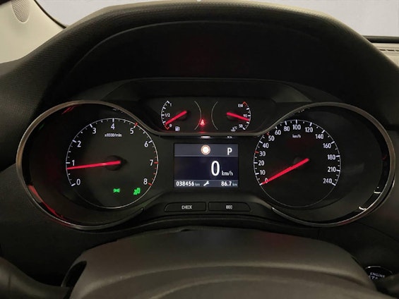 Vehicle image 9 Vehicle image 9