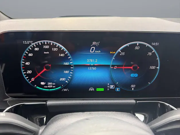 Mercedes-Benz EQA 300 4MATIC