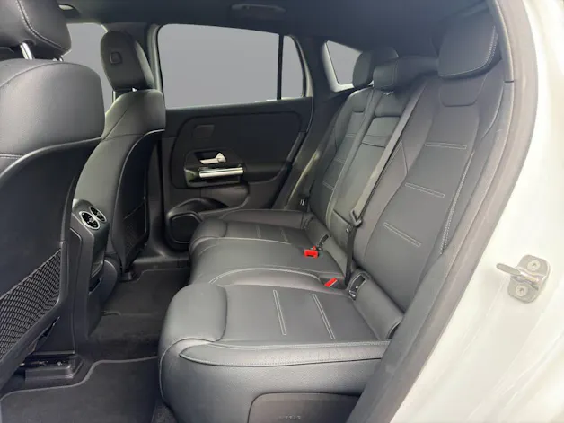 Mercedes-Benz EQA 300 4MATIC