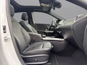 Mercedes-Benz EQA 300 4MATIC