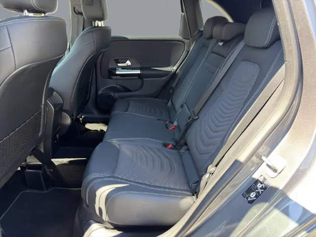 Mercedes-Benz B 220 Progressive 4matic