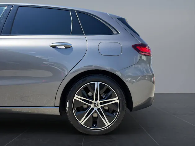 Mercedes-Benz B 220 Progressive 4matic