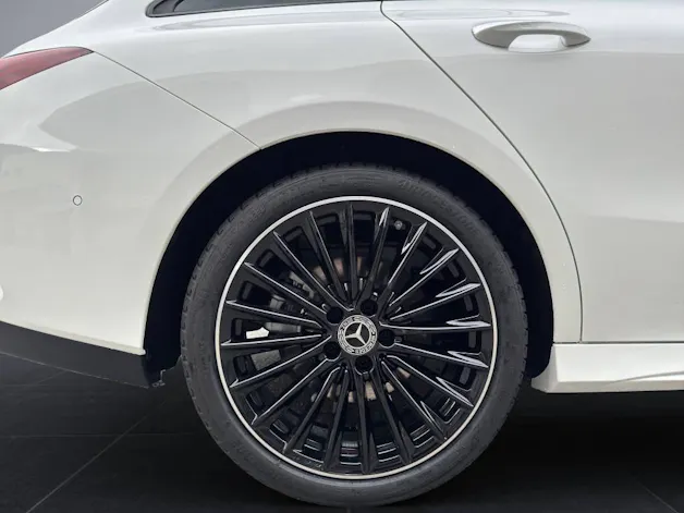 Mercedes-Benz CLA 250 AMG Line 4matic Shooting Brake