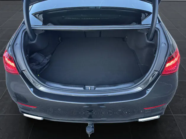 Mercedes-Benz C 400 e AMG Line 4matic