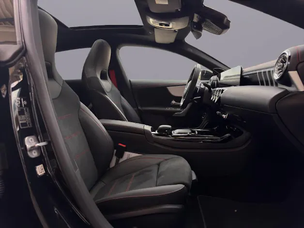Mercedes-Benz CLA 45 S AMG 4m+ Shooting Brake