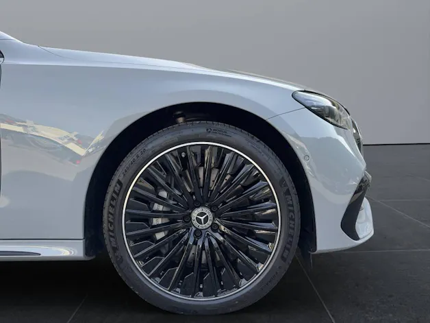 Mercedes-Benz E 300 de AMG Line 4matic Kombi