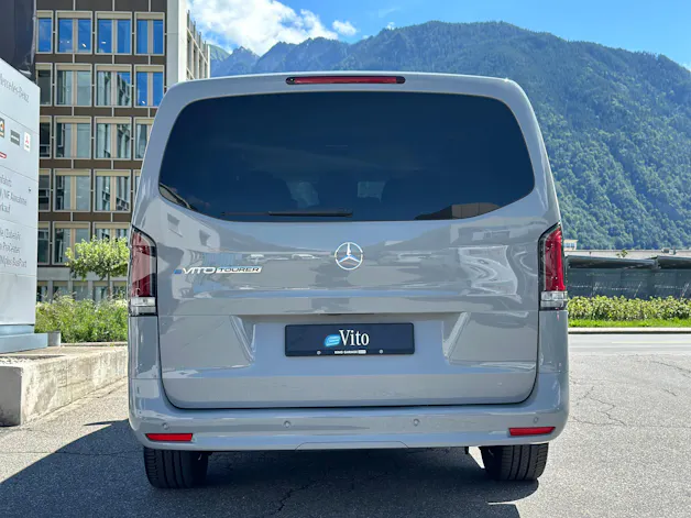 Mercedes-Benz eVito 129 KB TOURER PRO Lang 4x2