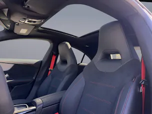 Mercedes-Benz CLA 35 AMG 4matic