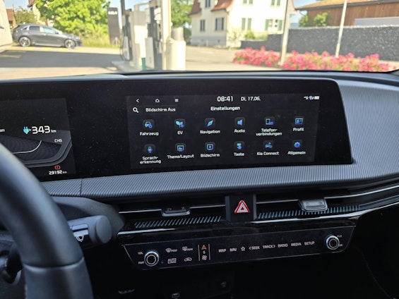 Vehicle image 10 Vehicle image 10