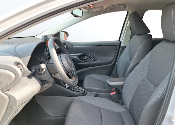 Vehicle image 8 Vehicle image 8