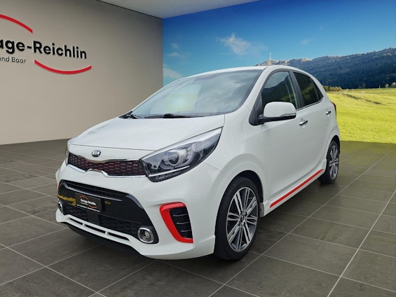 First vehicle image