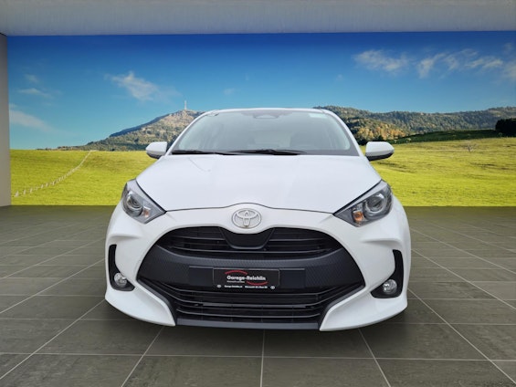 Vehicle image 7
