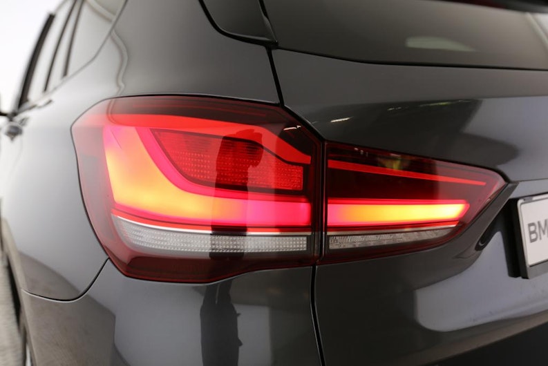 Vehicle image BMW X1