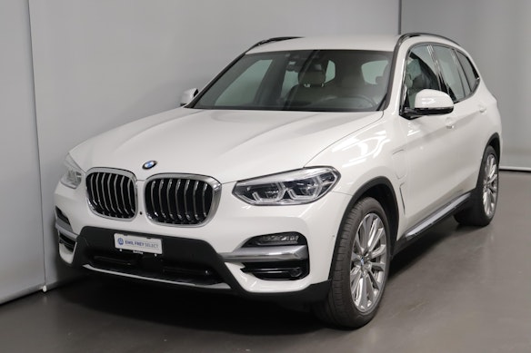 BMW X3 30e xDrive SAG 0