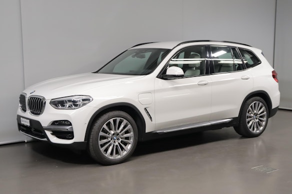 BMW X3 30e xDrive SAG 2
