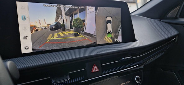 Vehicle image 5 Vehicle image 5