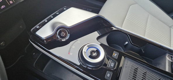 Vehicle image 6 Vehicle image 6