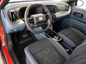 Vehicle image FIAT Red