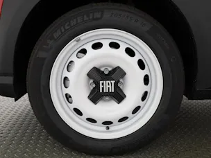 Fiat Red