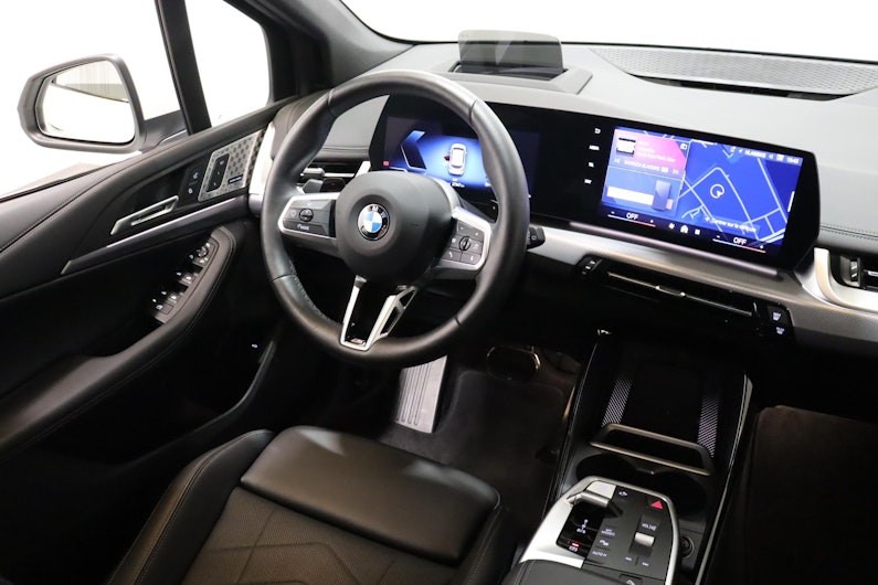 Vehicle image BMW 2 SERIES