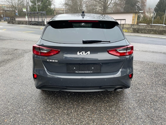 Vehicle image 3 Vehicle image 3