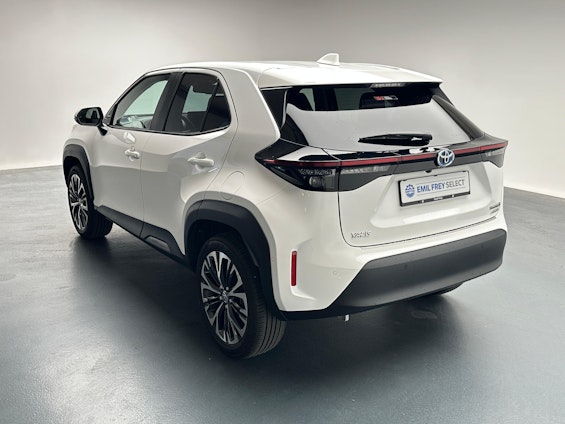 Vehicle image 11