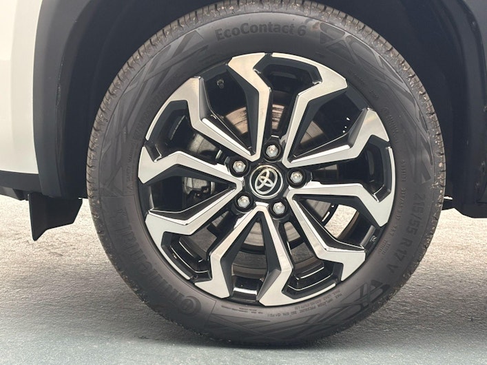 Vehicle image TOYOTA YARIS CROSS