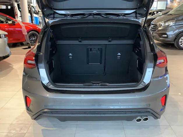 Ford Focus 1.0i EcoB Hybrid 155 ST-Line X